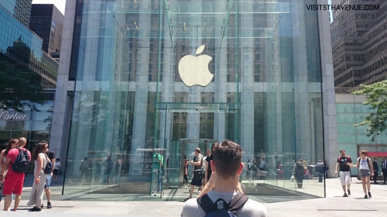 Apple Retail Store da Quinta Avenida, em Nova York