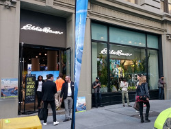 Eddie Bauer Outlet- 5th Avenue, New York - Clothing store near me