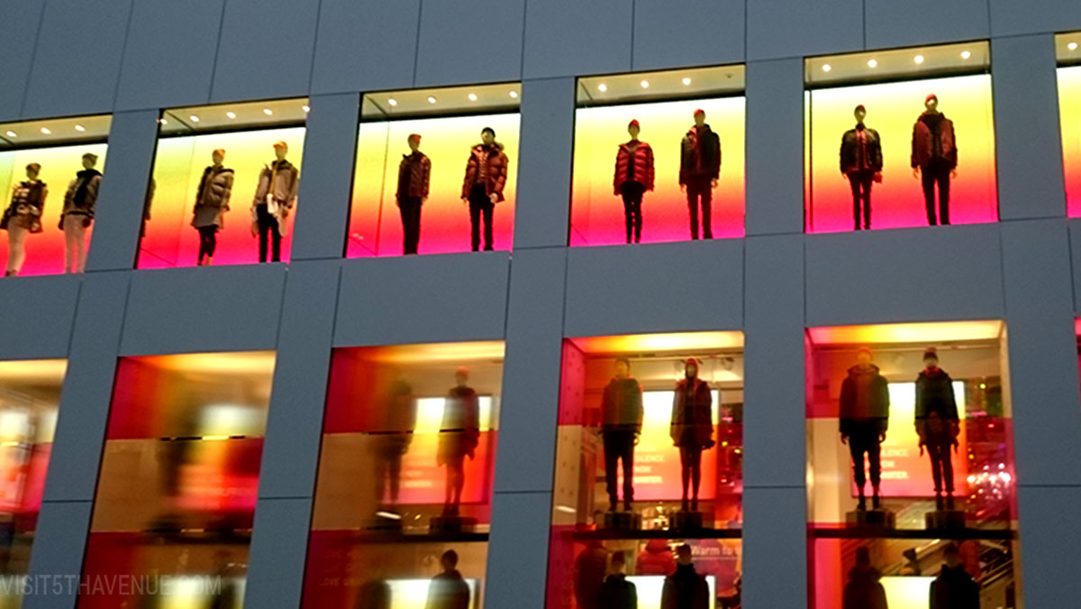 Uniqlo Store on Fifth Avenue in Midtown Manhattan NYC USA Stock Photo   Alamy