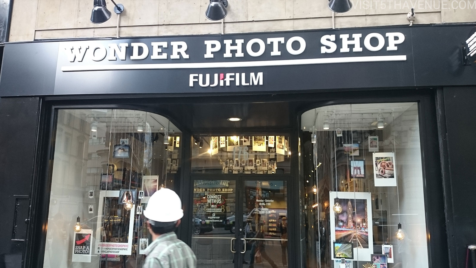 Fujifilm Wonder Photo Shop 176 5th Ave.